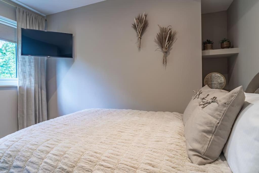 Cottage Cwtch Pontneddfechan Luaran gambar